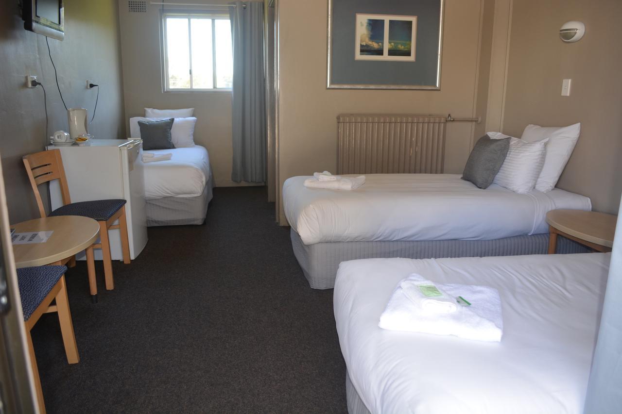 Commercial Hotel Motel リスゴー エクステリア 写真