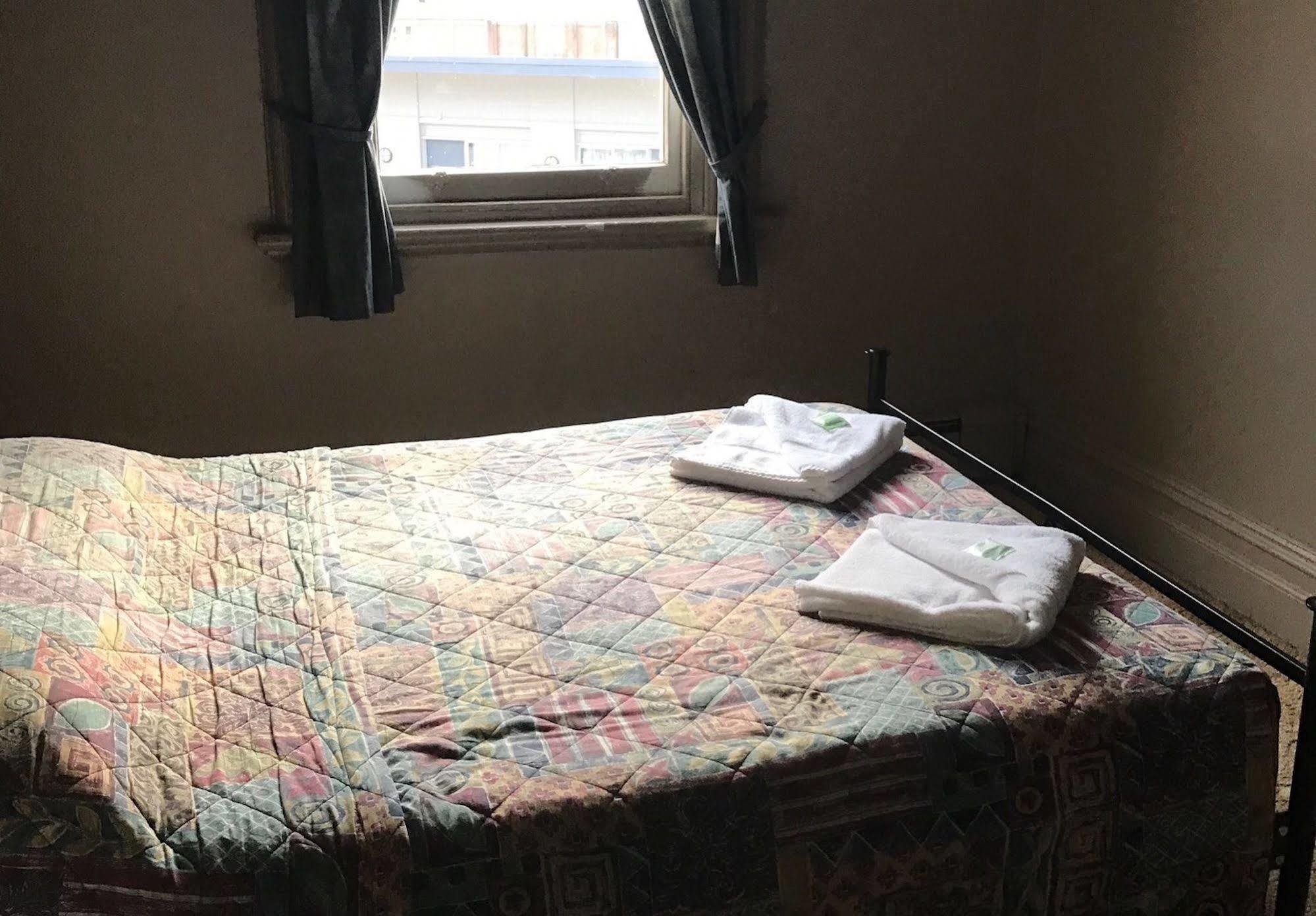 Commercial Hotel Motel リスゴー エクステリア 写真