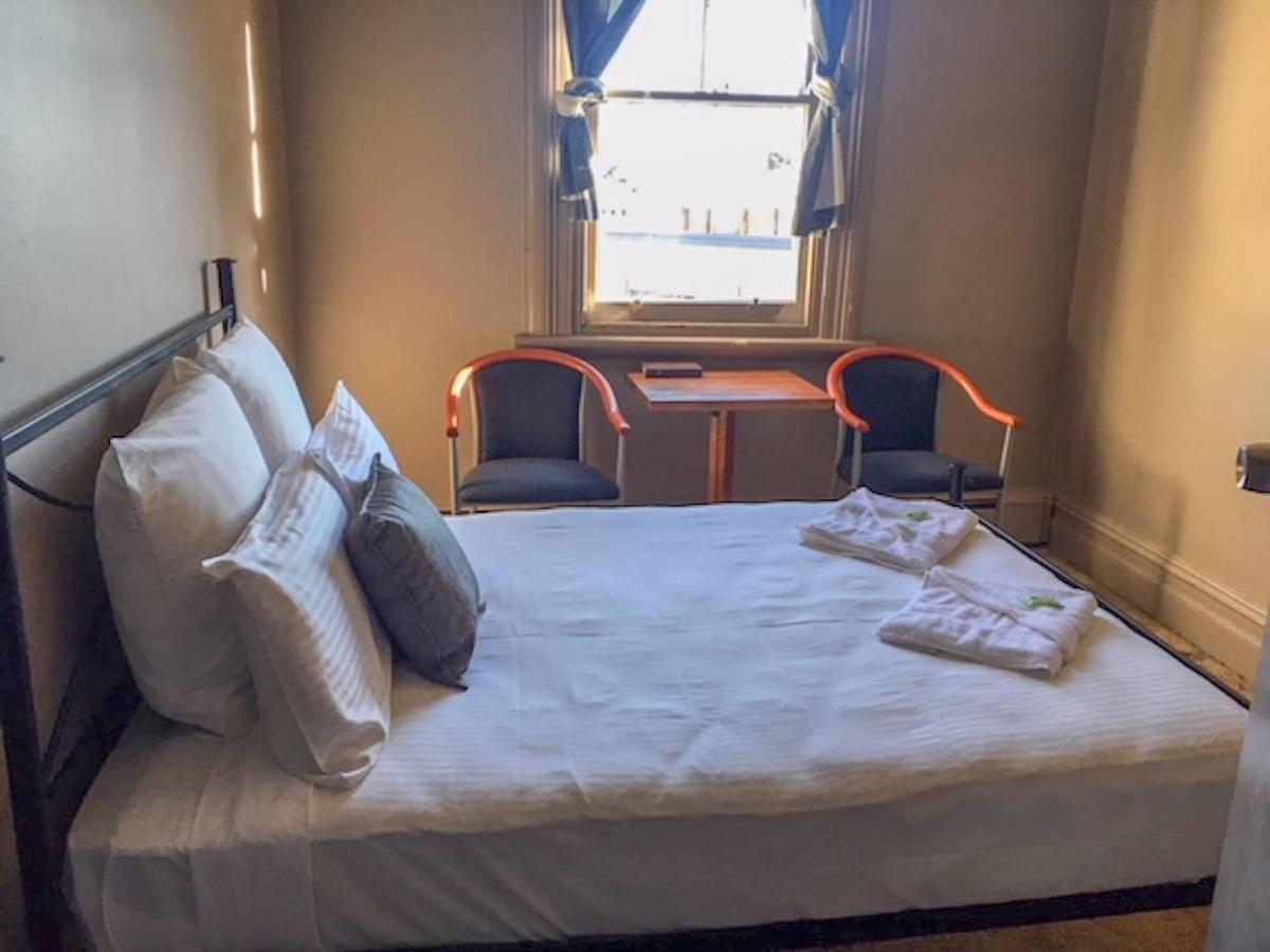 Commercial Hotel Motel リスゴー エクステリア 写真